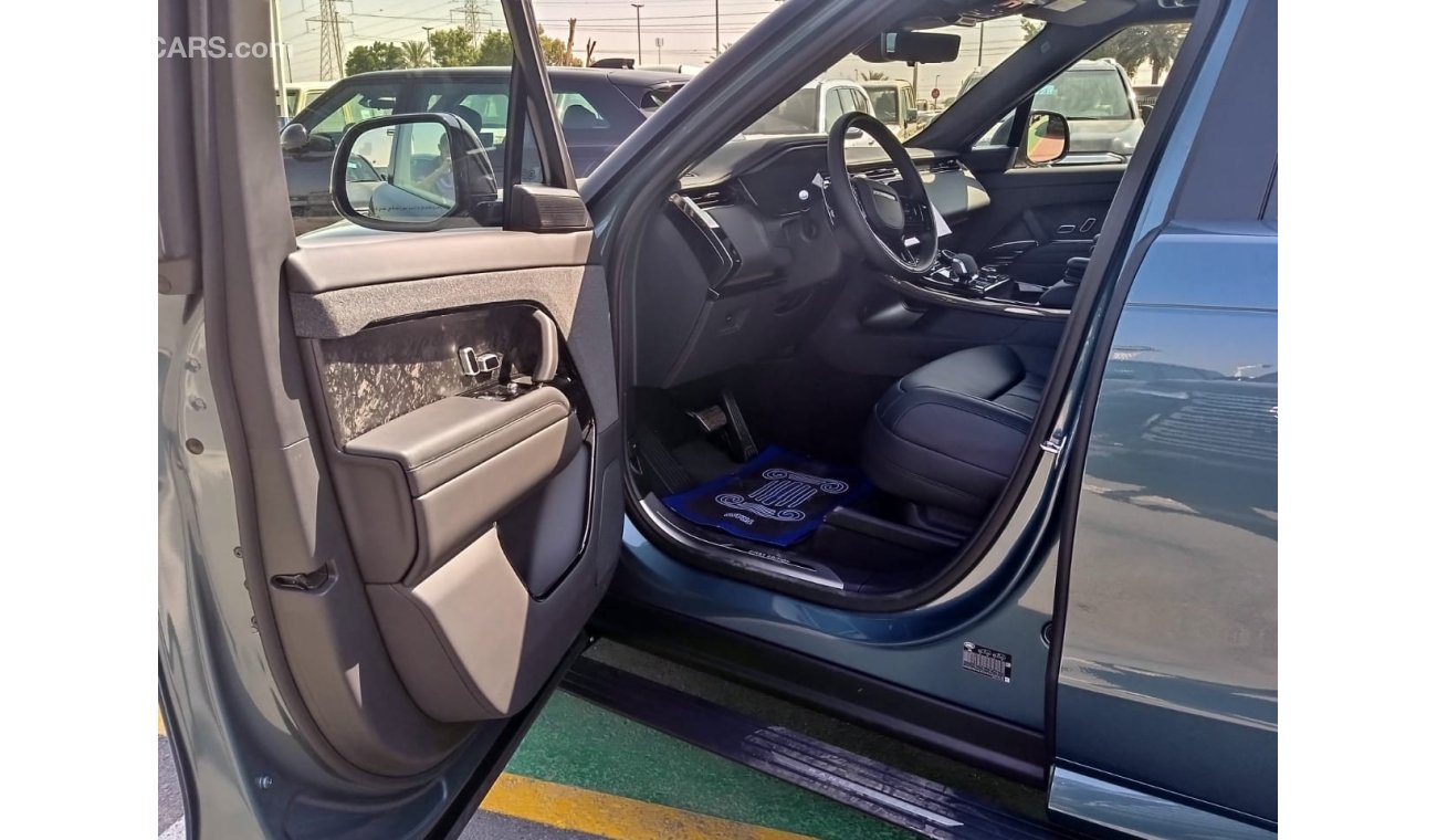 لاند روفر رينج روفر سبورت RANGE ROVER SPORTS FIRST EDITION V6