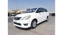 Toyota Innova Toyota Innova 2015 gcc full automatic very celen car