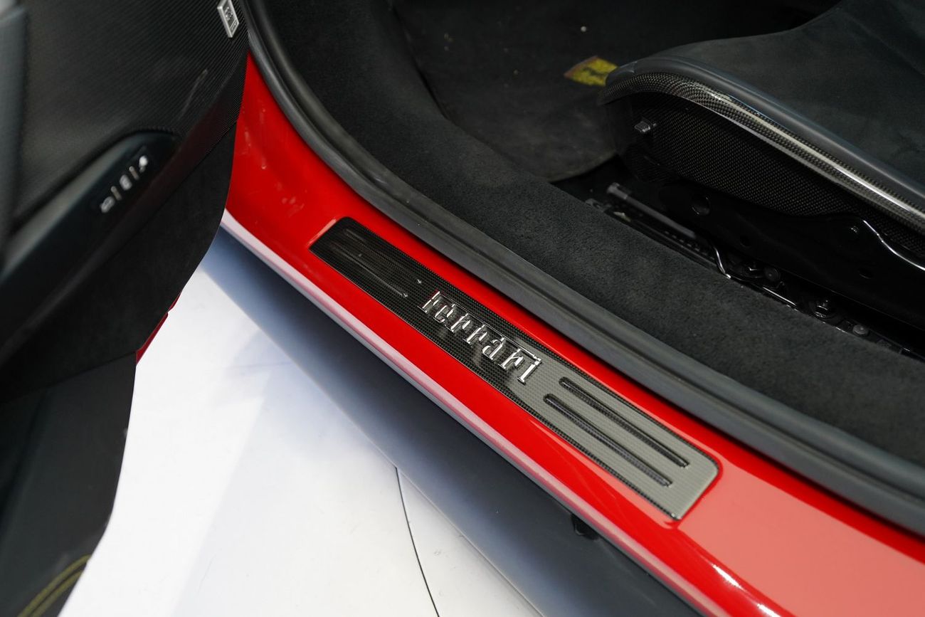 فيراري 296 GTB 3.0T V6 PHEV