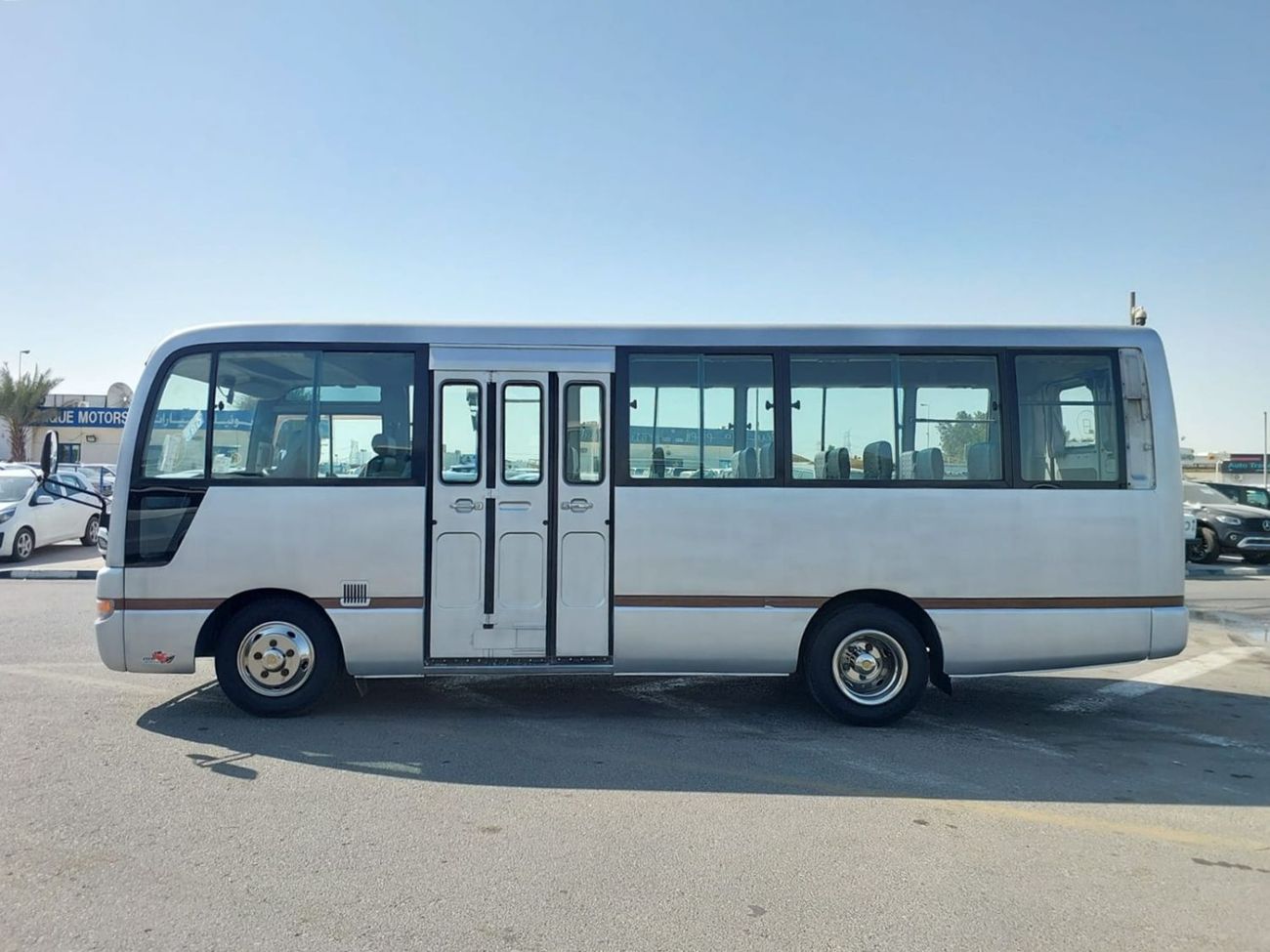 نيسان سيفيليان (RAMADAN OFFER) NISSAN CIVILIAN BUS RHD 2002 MODEL 4.2 L DIESEL AUTOMATIC(PM20042)