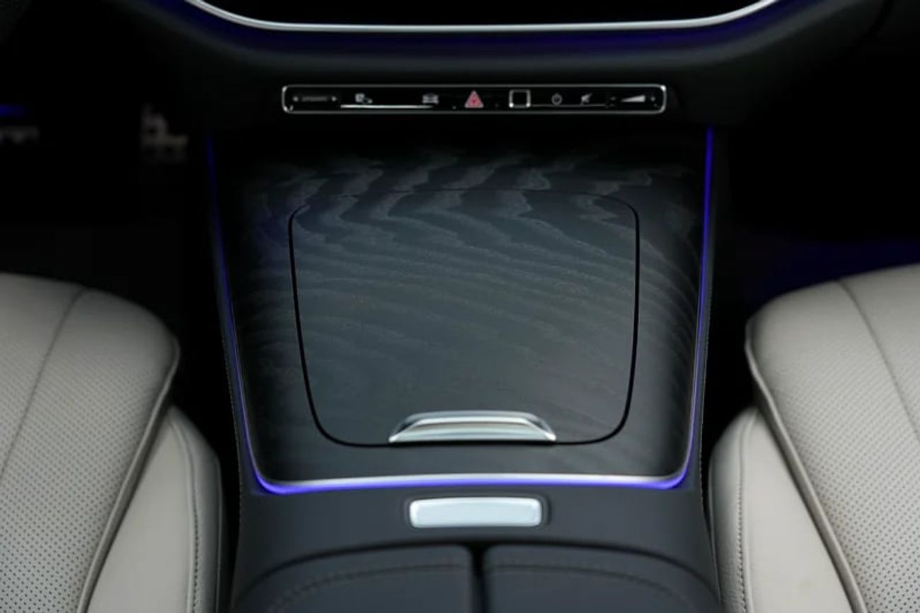 مرسيدس بنز E 200 كوبيه Summer Offer | E 200 | GCC 0km | Agency Warranty | AMG Sports Package