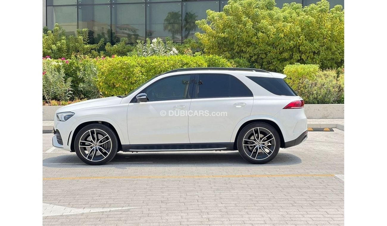 Mercedes-Benz GLE 450 AMG Mercedes GLE 450 AMG Panoramic V6  Head-up Display  2020 GCC Service Contract  Under Warranty