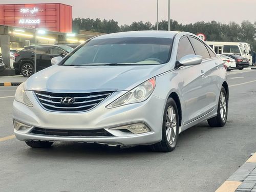Hyundai Sonata Very good contadition inside and outside