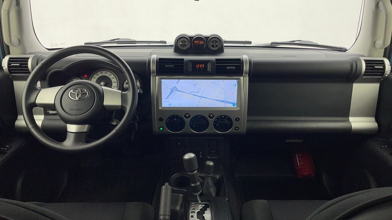 Toyota FJ Cruiser GXR 4.0L A/T 2022 GXR | AED 1863/Month | 0 DP | 30 Day Return | Warranty | Service History