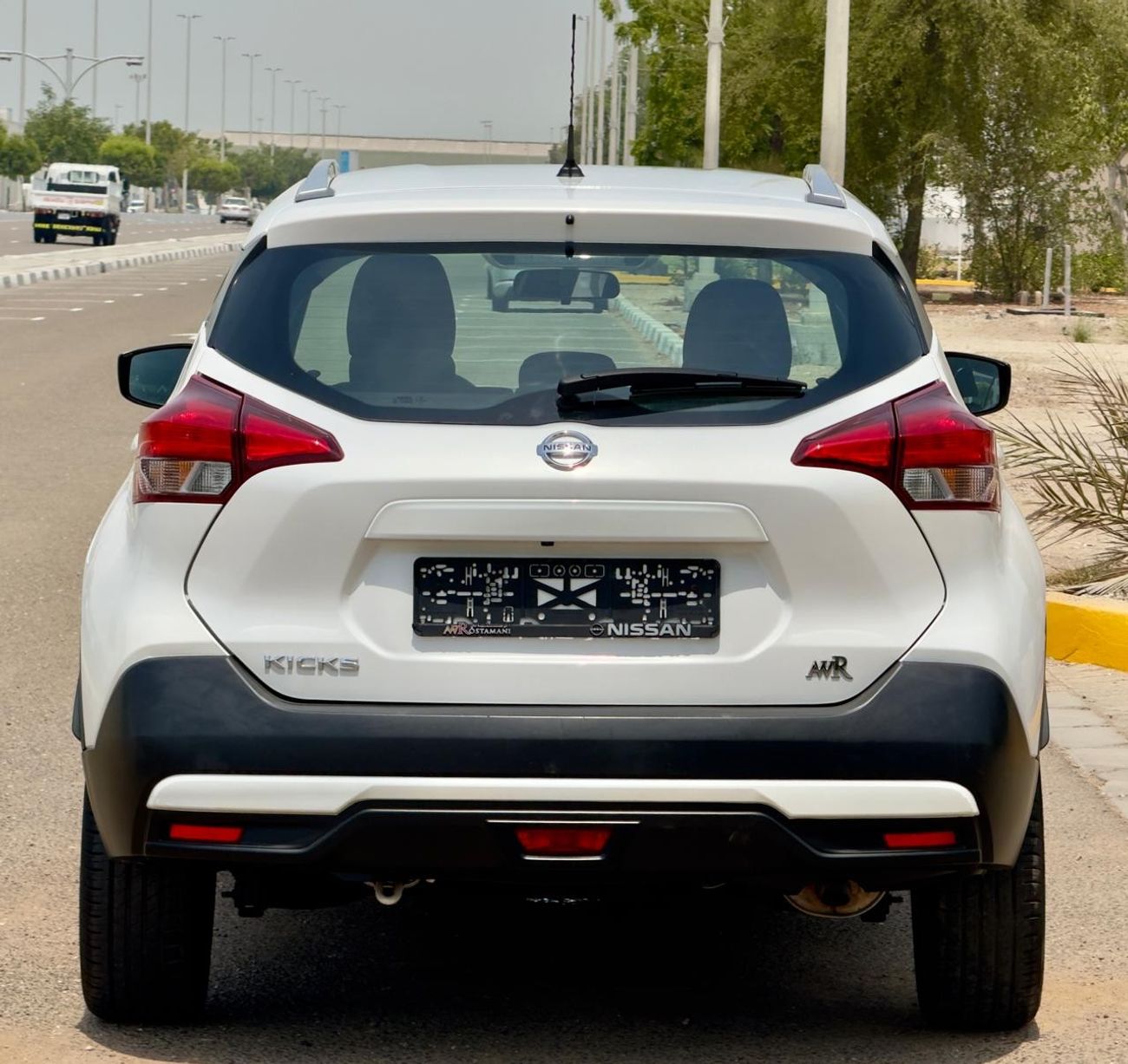 Nissan Kicks SV 2020 1.6L GCC (760/-MONTHLY)