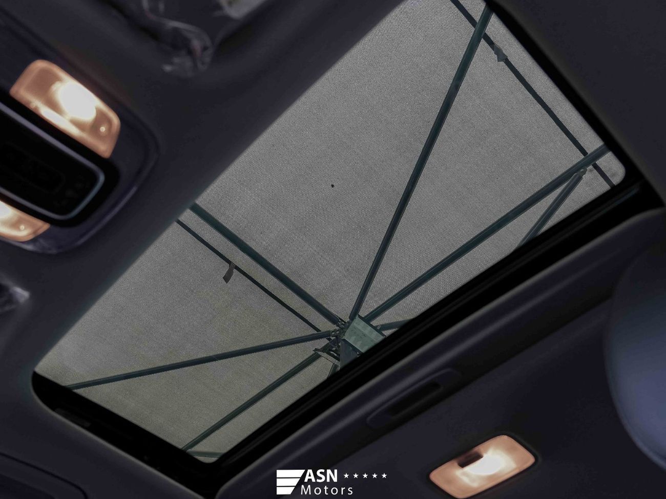 هيونداي إلانترا Lux Premium 1.5L 2025 (Export Price)