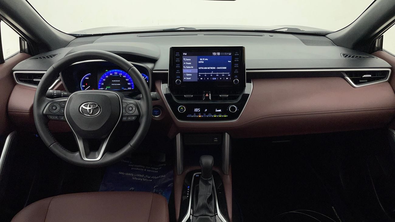 تويوتا كورولا كروس GLI 1.8 | بدون دفعة مقدمة | اختبار القيادة في المنزل