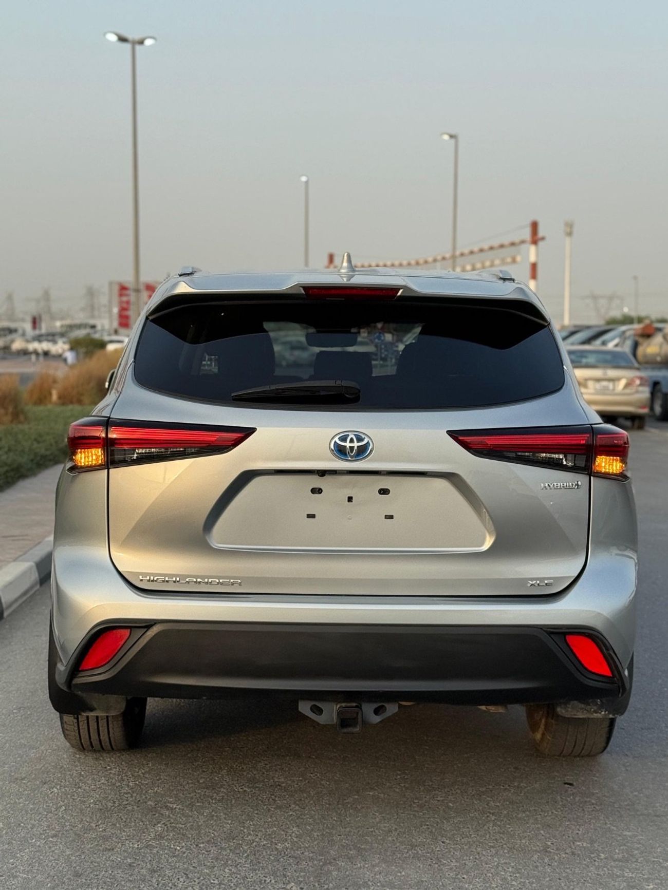 Toyota Highlander XLE Hybrid 2.5 L Full Option 2022