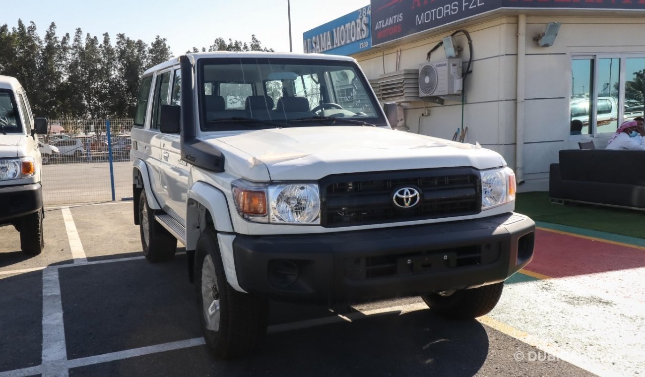 Toyota Land Cruiser Hard Top 4 doors - mid option - V6