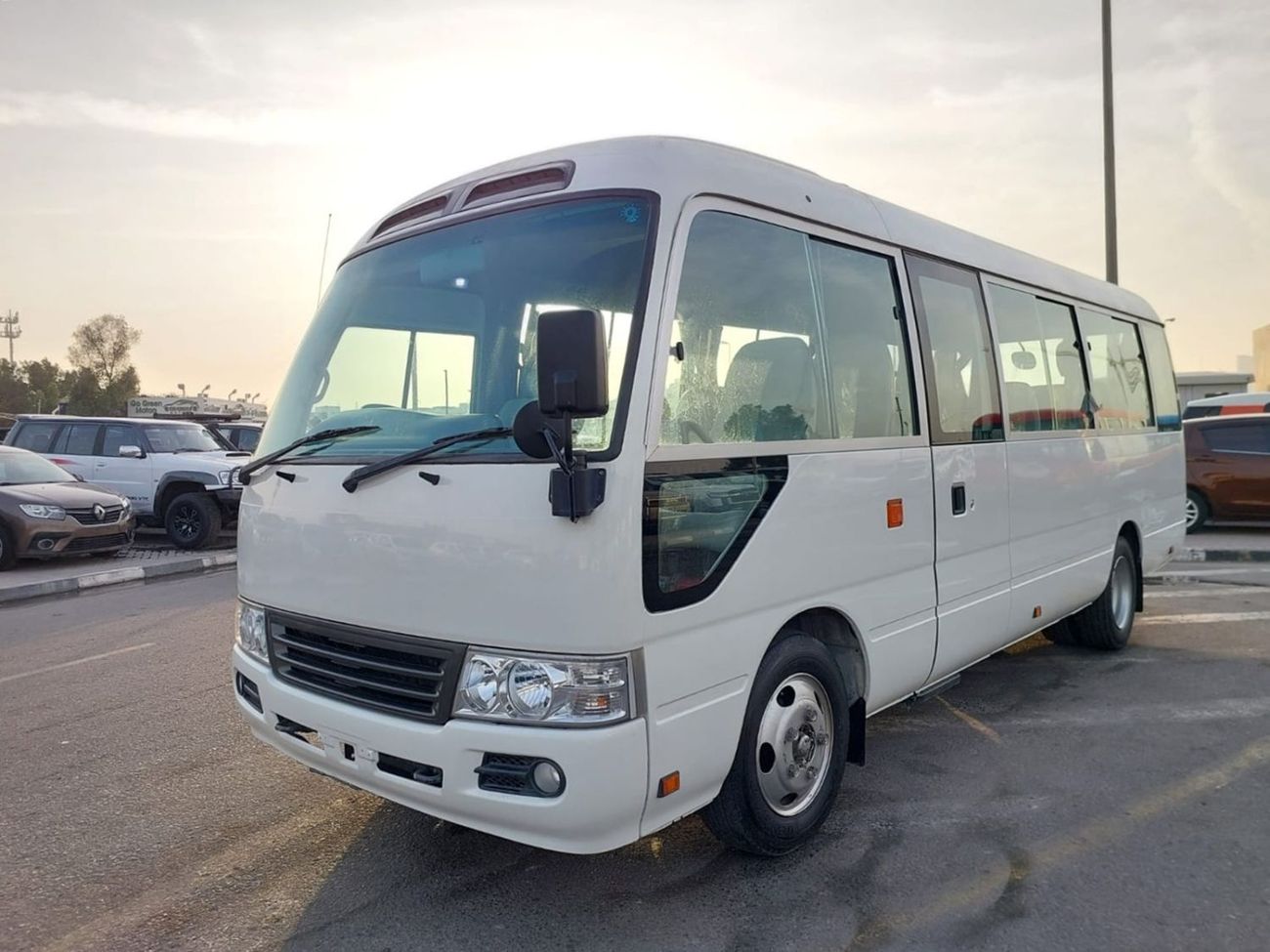 Toyota Coaster (RAMADAN OFFER) TOYOTA COASTER BUS RHD 2008 MODEL 4.0 L DIESEL AUTOMATIC(PM03108)