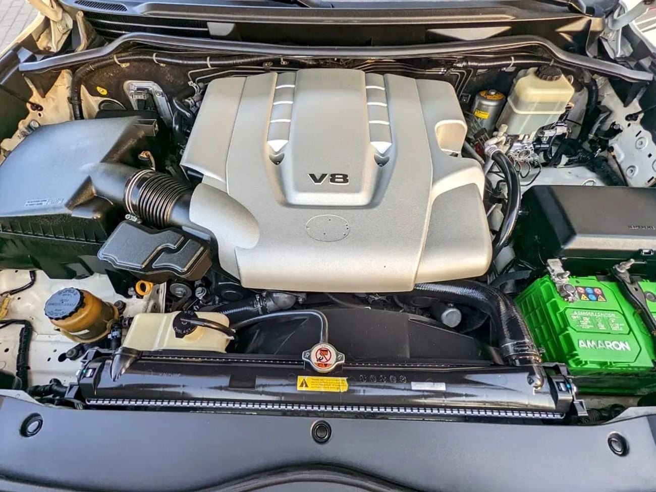 Toyota Land Cruiser FACELIFTED VXR GCC IN EXCELLENT CONDITION