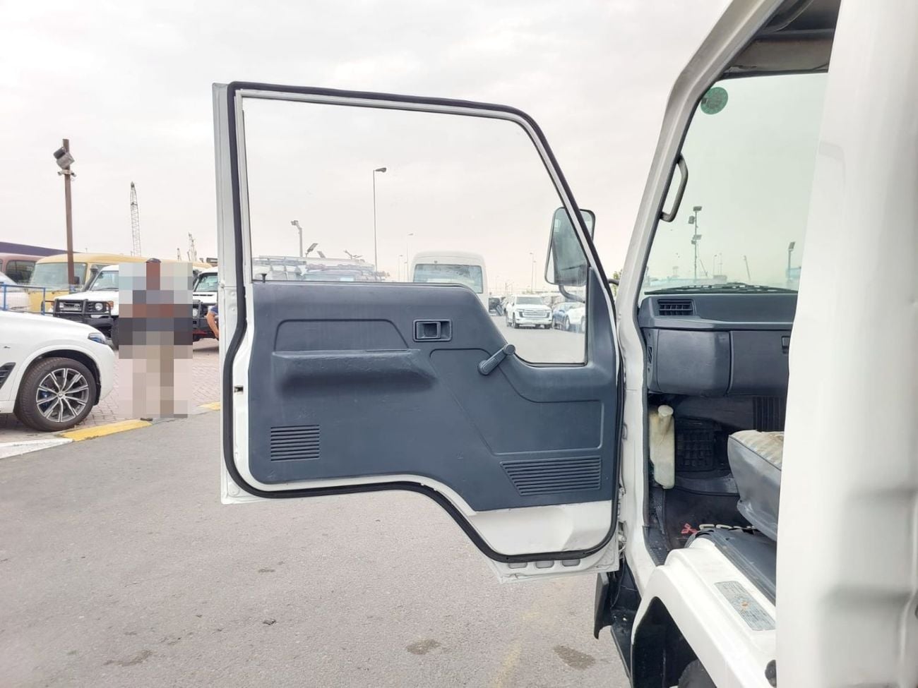 ميتسوبيشي فوسو كانتير MITSUBISHI CANTER TRUCK RHD 1990 MODEL 4.2 L DIESEL MANUAL(PM44620)