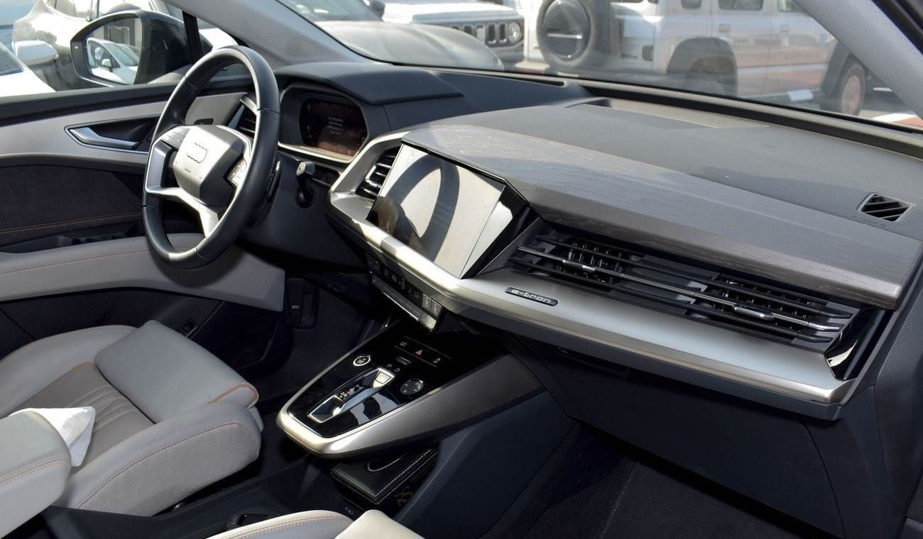 أودي Q5 40 e-tron