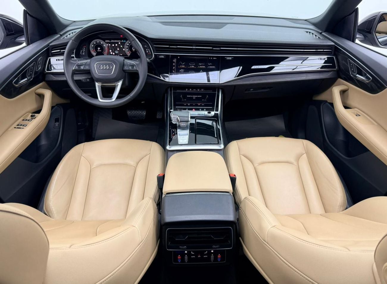 Audi Q8 2023 Audi Q8 55TFSI Quattro, 2028 Audi Warranty, Full Audi Service History, Excellent Condition, GCC