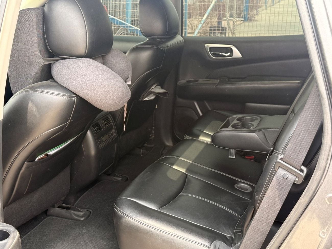 Nissan Pathfinder SV