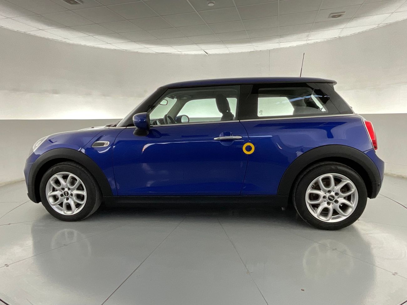 ميتسوبيشي مونتيرو GLS Premium | عرض العيد الحصري | خالية من أضرار الفيضانات