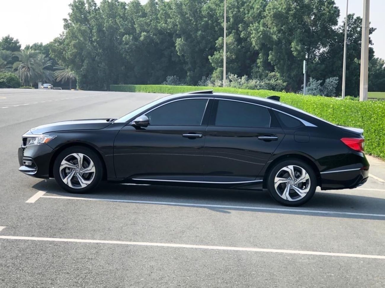 هوندا أكورد LX 1.5L Honda Accord 2020 Full Options (1.5 LTurbo ) GCC , Sunroof.leather Seats.