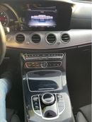 Mercedes-Benz E200 Std