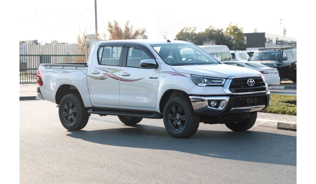 Toyota Hilux 2.7L HI - PLATINUM WHITE PEARL inside BLACK | Export Only