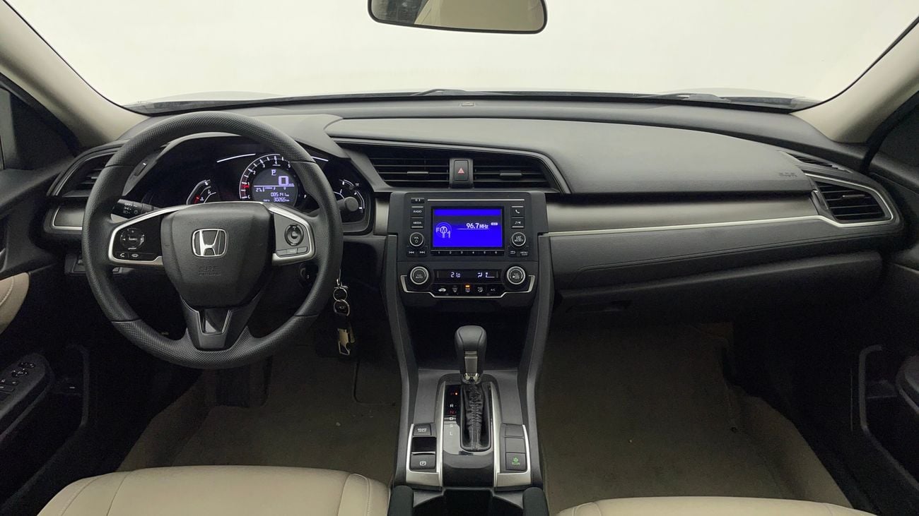 هوندا سيفيك LX 1.6 | بدون دفعة مقدمة | اختبار القيادة في المنزل