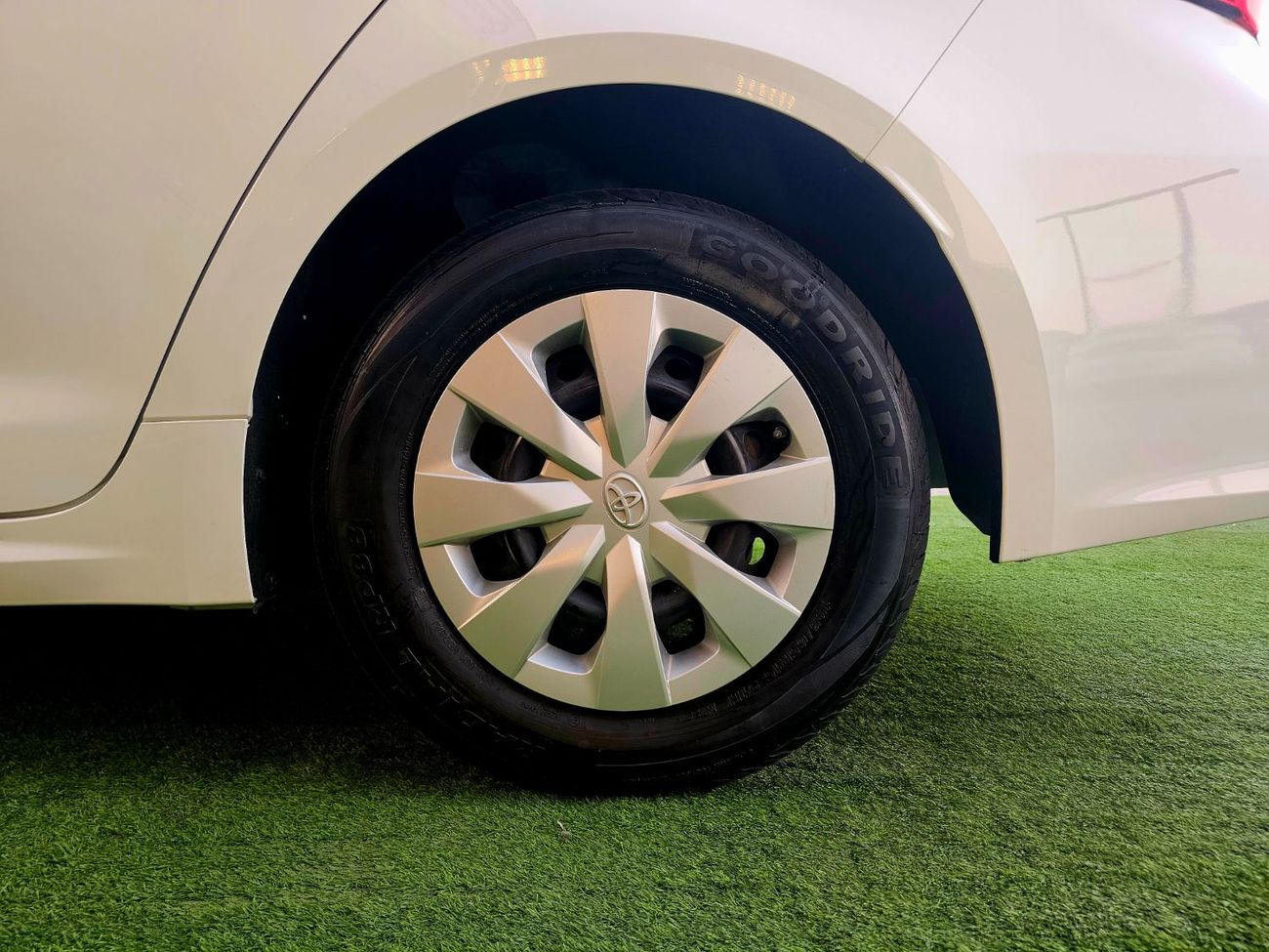 تويوتا كورولا XLI GCC 1.6L/ LOW MILEAGE/ CRUISE CONTROL/  FUTTAIM CAR