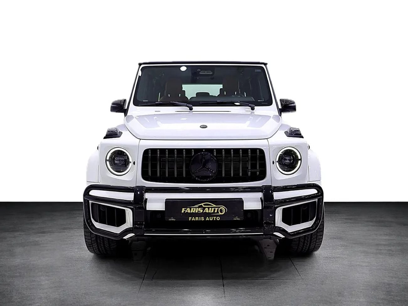 Mercedes Benz G63 AMG G63 GCC DOUBLE NIGHT PACKAGE - FULL EXT/INT CARBON + REAR MONITOR + 5 YEARS WARRANTY+SERVICE GARGASH