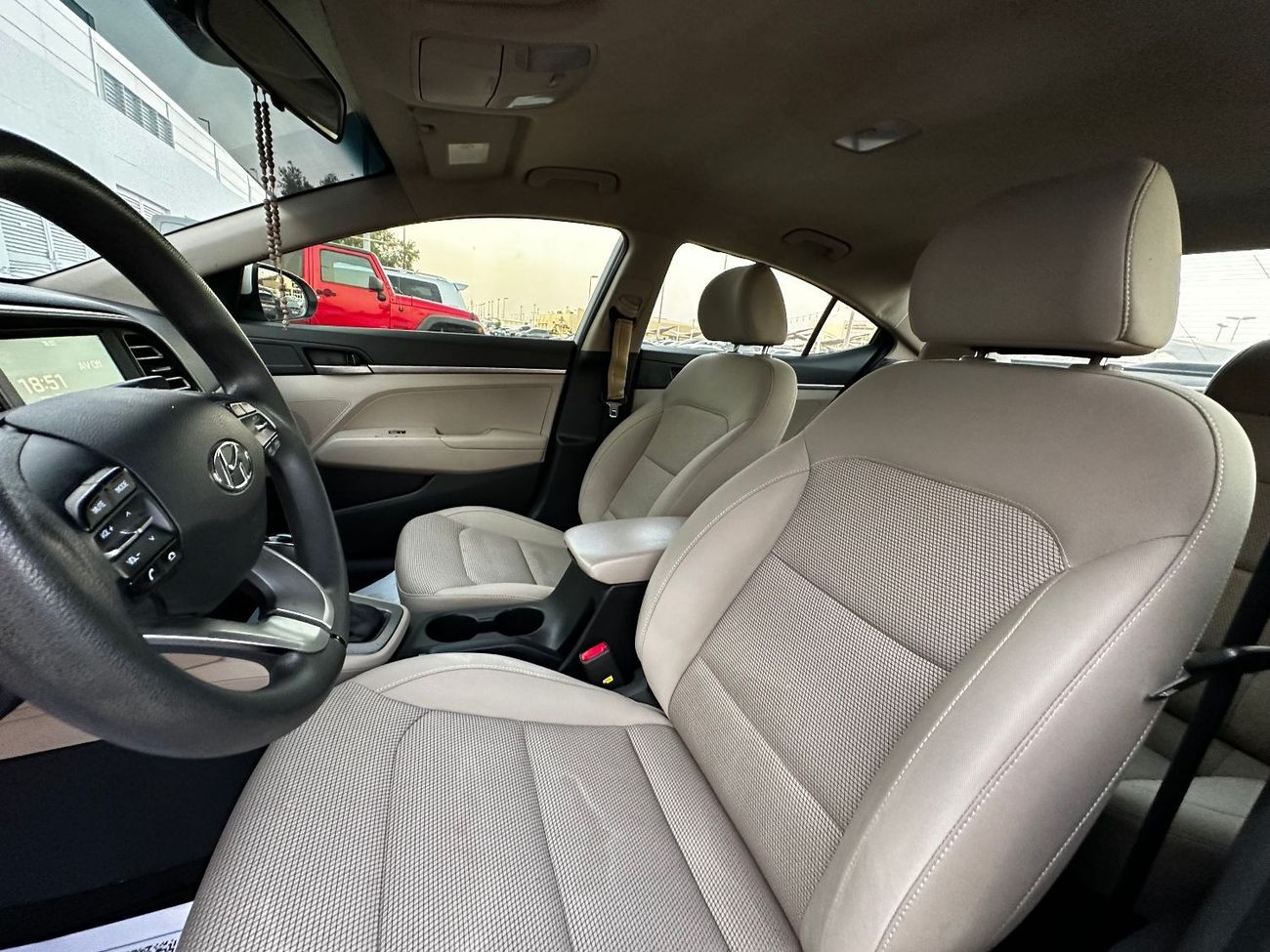 هيونداي إلانترا GL GCC