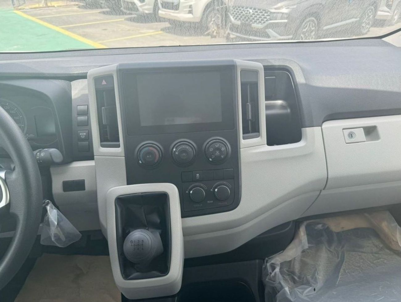 Toyota Hiace GLS - High Roof 3.5L