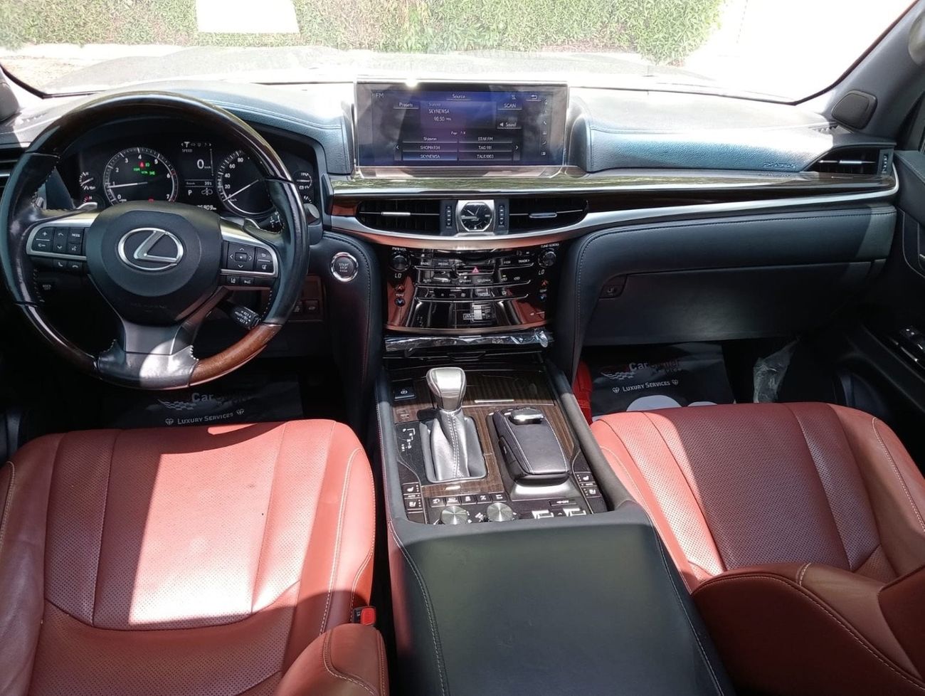 Lexus LX 570 Premium Plus GCC full option