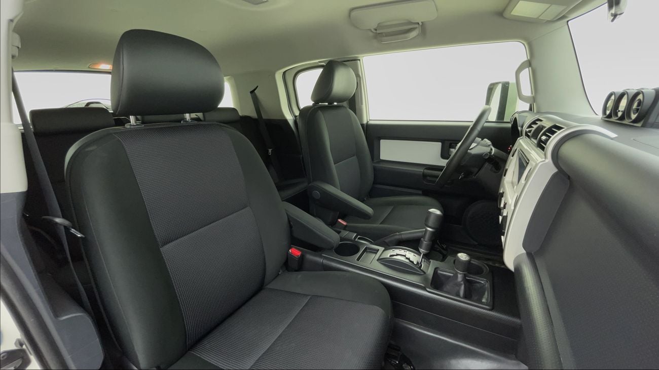 تويوتا إف جي كروزر 2021 GXR | AED 1701/Month | 0 DP | 30 Day Return | Warranty | Service History