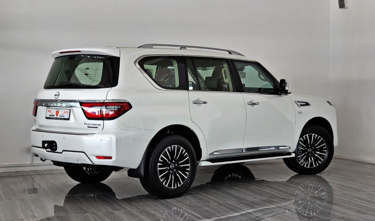 Nissan Patrol 5.6L-8CYL-Platinum VVEL DIG-Full Option-Excellent Condition GCC Specs-3 Years Warranty