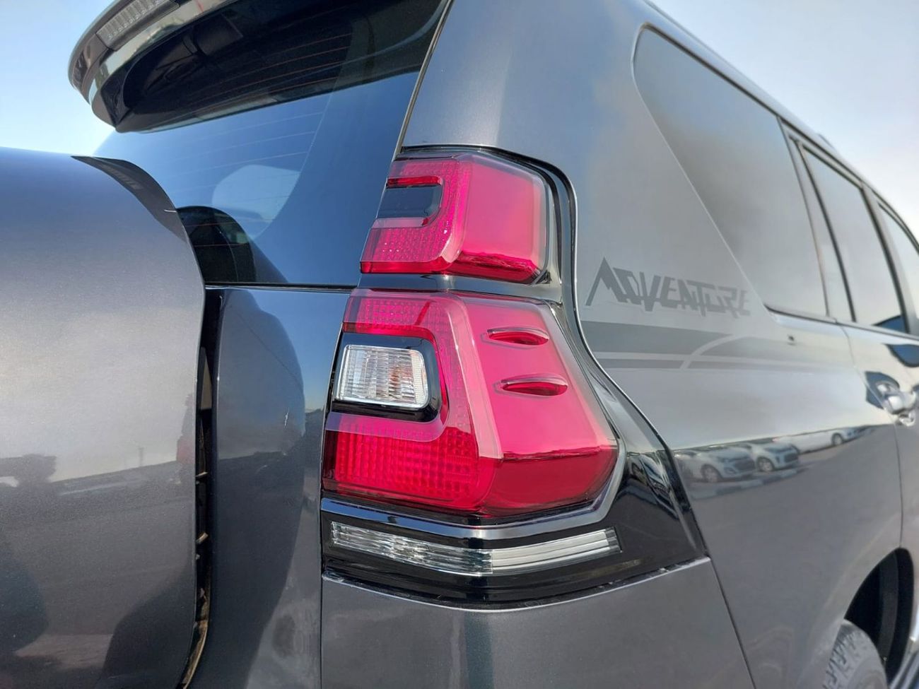 Toyota Land Cruiser (RAMADAN OFFER) TOYOTA LAND CRUISER PRADO SUV RHD 2019 MODEL 2.8 L DIESEL AUTOMATIC(PM32837)