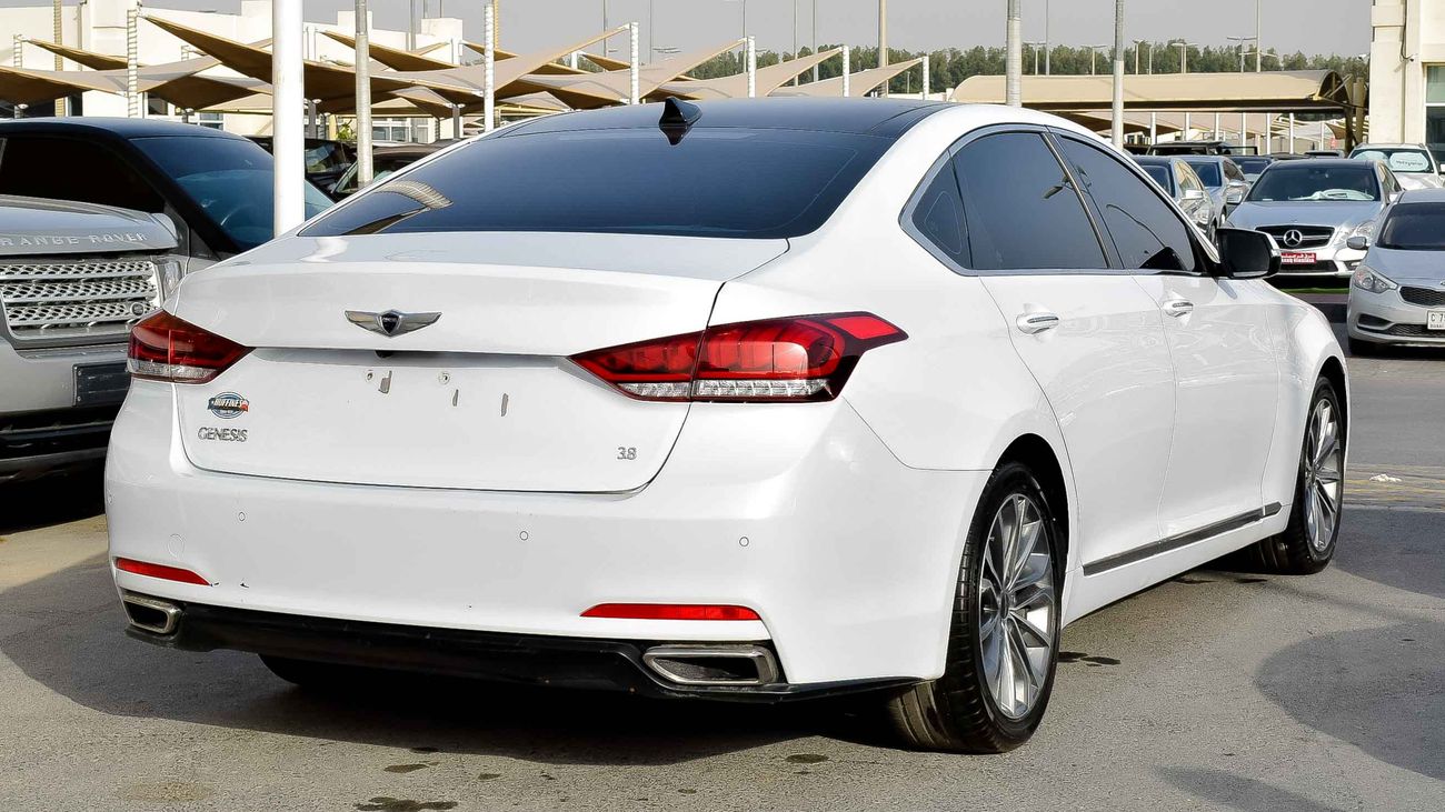 Hyundai Genesis 3.8