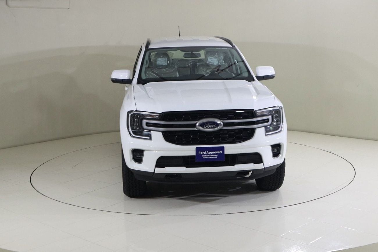 Ford Everest XLS EVR225 / AL TAYER MOTORS / AL QOUZ SHOWROOM