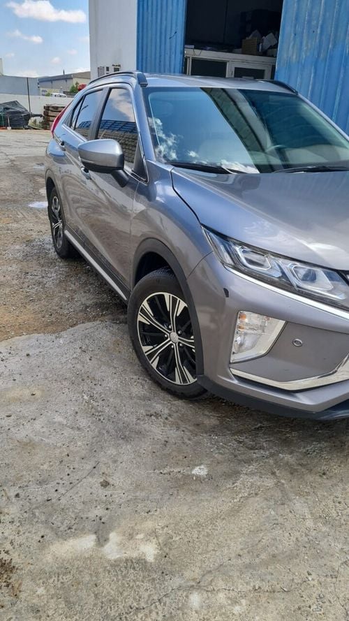 Mitsubishi Eclipse Cross 1.5T GLS (Mid Option)