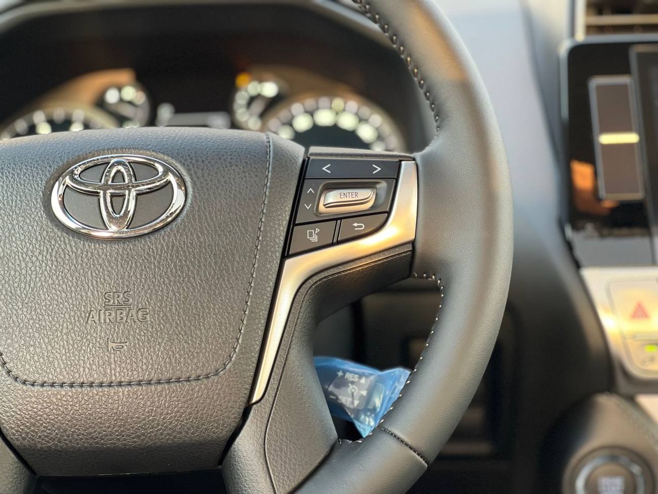 Toyota Prado VX+ 4.0L PTR A/T // 2023 // HIGH OPTION WITH POWER & LEATHER & COOLING SEATS , DVD & BACK CAMERA //