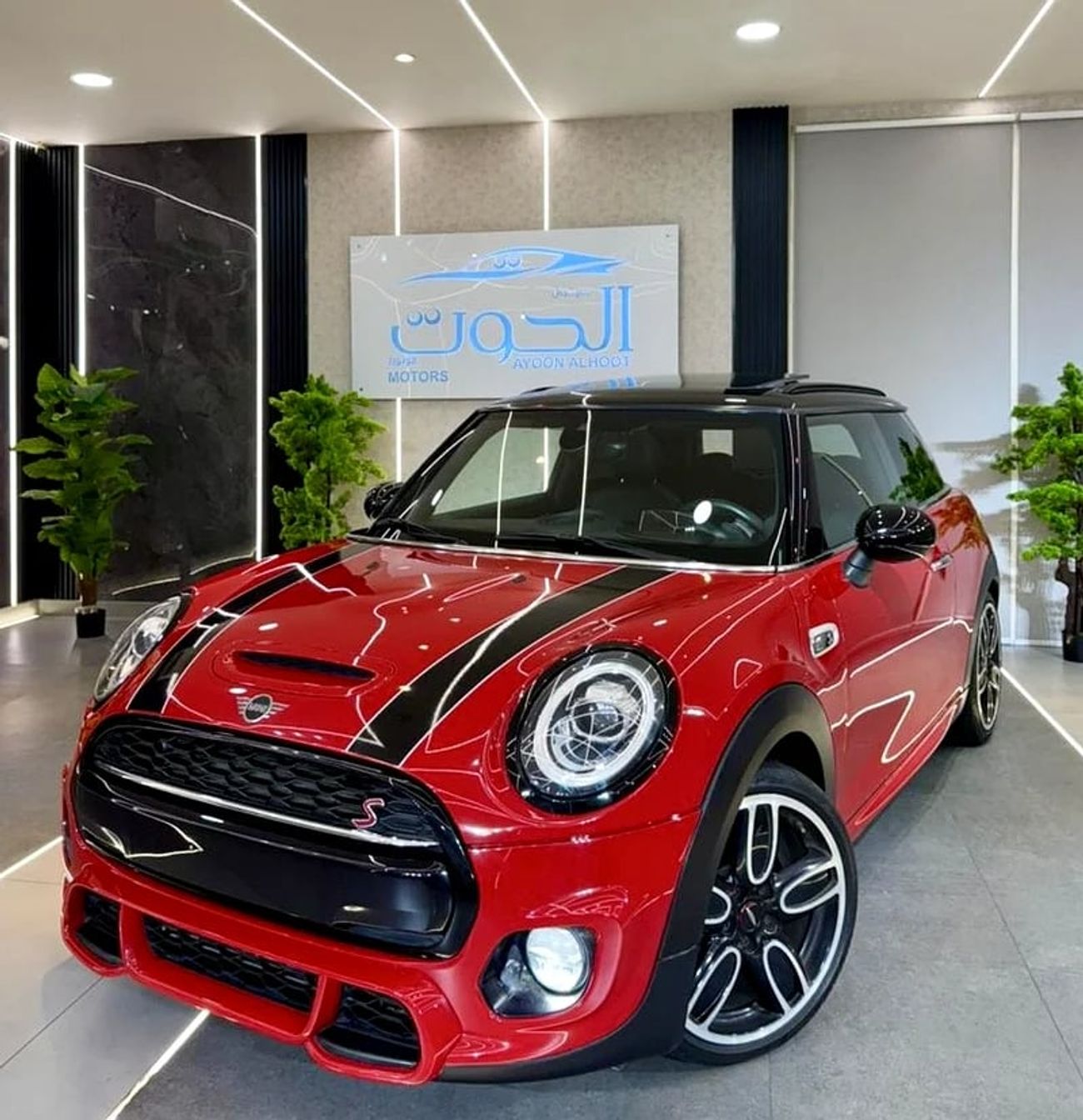 ميني كوبر LOVELY S JCW || GCC || TOP OF THE RANGE || PANORAMIC || ACCIDENTS FREE || LOW MILEAGE