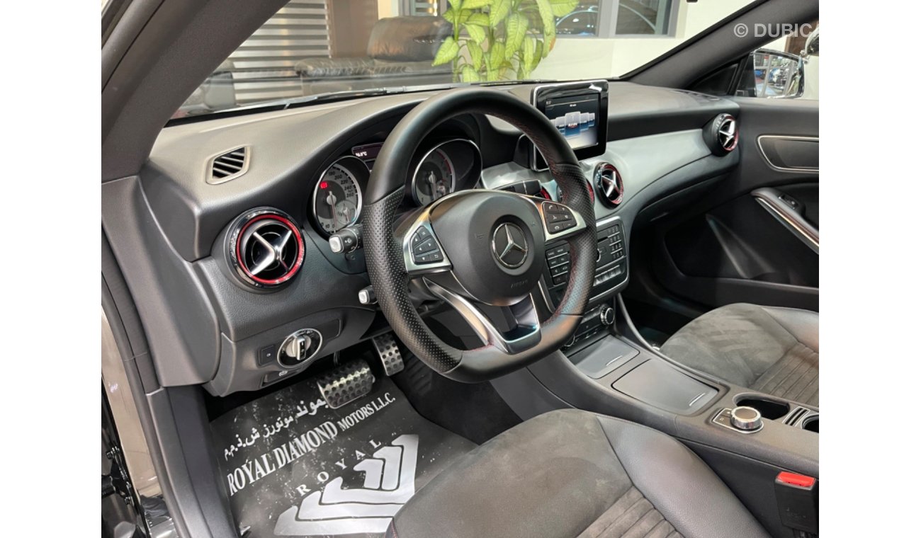 مرسيدس بنز CLA 250 Mercedes Benz CLA250 4MATIC AMG kit GCC 2015 under warranty