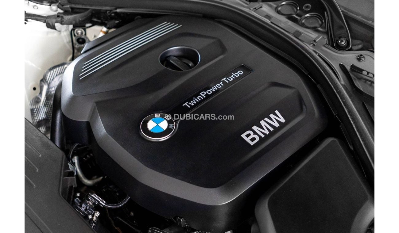 بي أم دبليو 318i 2018 BMW 318i M Sport