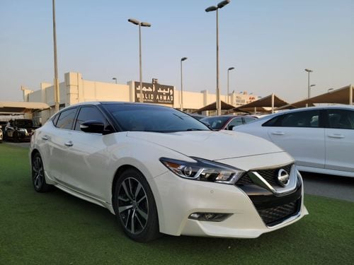 Nissan Maxima SV