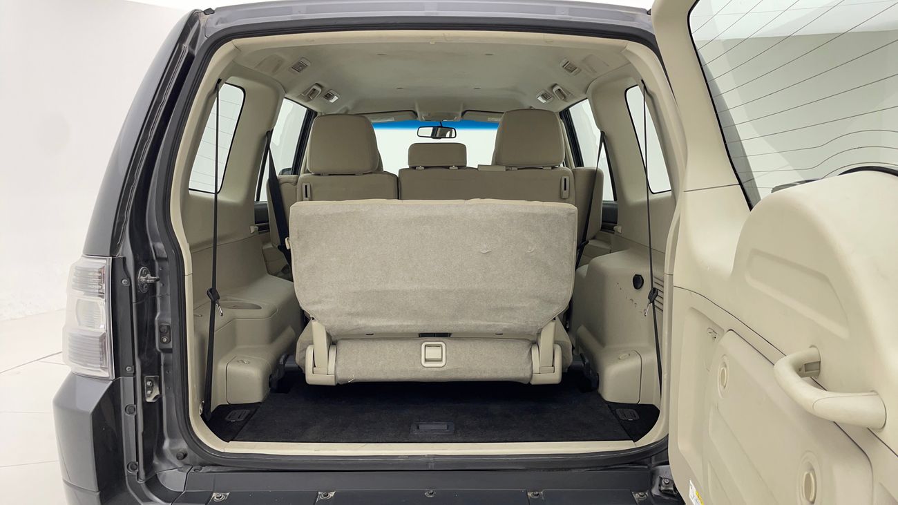 ميتسوبيشي باجيرو GLS LOW LINE 3.5 | بدون دفعة مقدمة | اختبار قيادة مجاني للمنزل