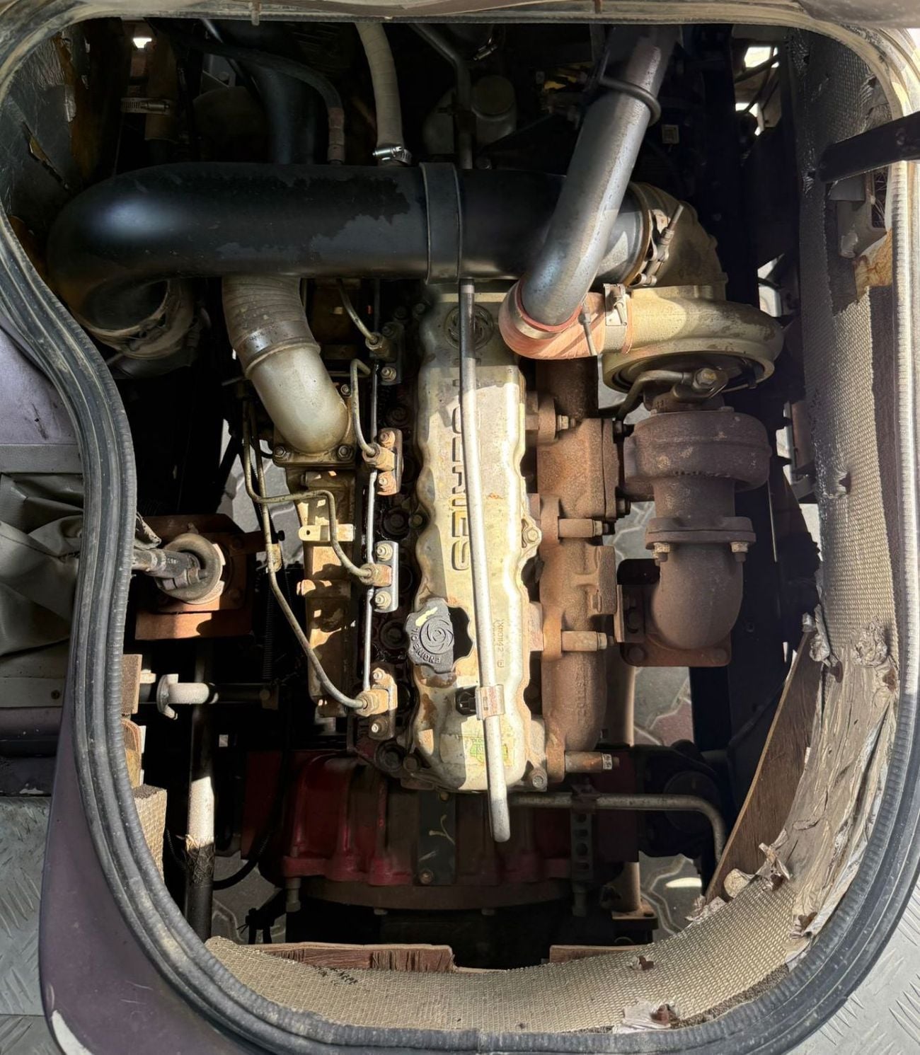 اشوك ليلاند فالكون