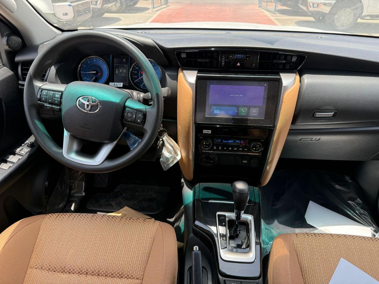 تويوتا فورتونر TOYOTA FORTUNER 2.7 AT CLIMATE CONTROL BLACK 2025
