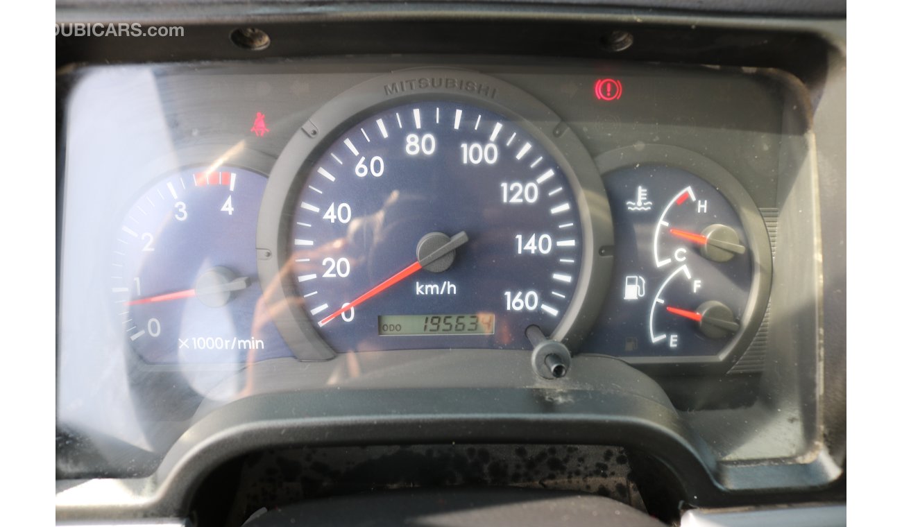 Mitsubishi Fuso Canter INSULATED BOX WITH TAIL LIFT