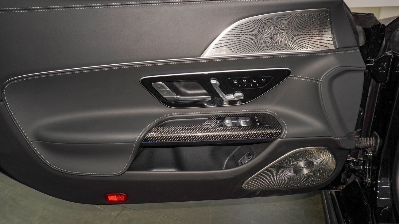 مرسيدس بنز SL 63 AMG V8 BITURBO 4MATIC