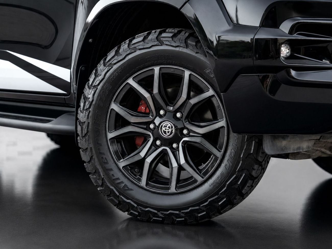 Toyota Hilux GR SPORT