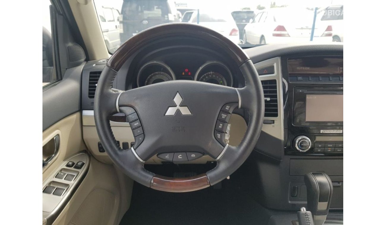 Mitsubishi Pajero MITSUBISHI PAJERA 2017