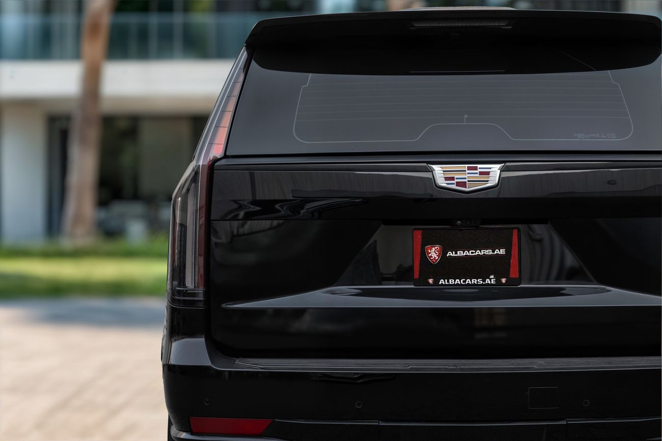 Cadillac Escalade Escalade | 5,778 P.M | 0% Downpayment | Sport | Cadillac Warranty + Service!