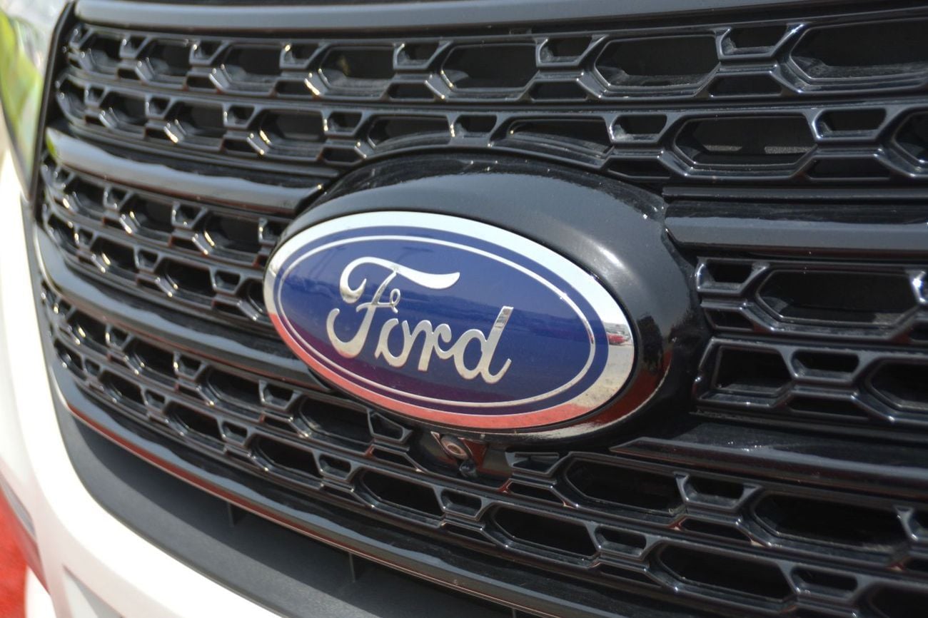 Ford Explorer LIMITED Active 200A 2.3L 4WD