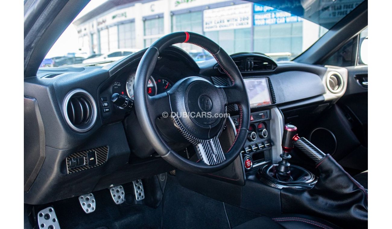 Toyota 86 Toyota 86 GTX Coupe   Model : 2015 Mileage : 94,000 km  Price : 35,000 AED Gulf specifications, 4 cy